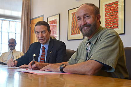 Highlands University and State Land Office Sign Agreement