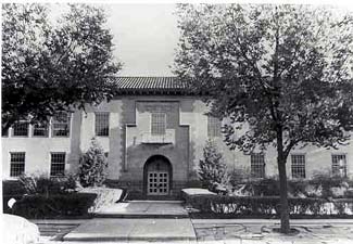 rodgers_hall photo of Rodgers Admin building