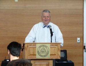 Image of President Minner at Podium