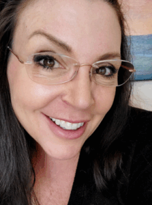 Dr. Anna Nelson headshot