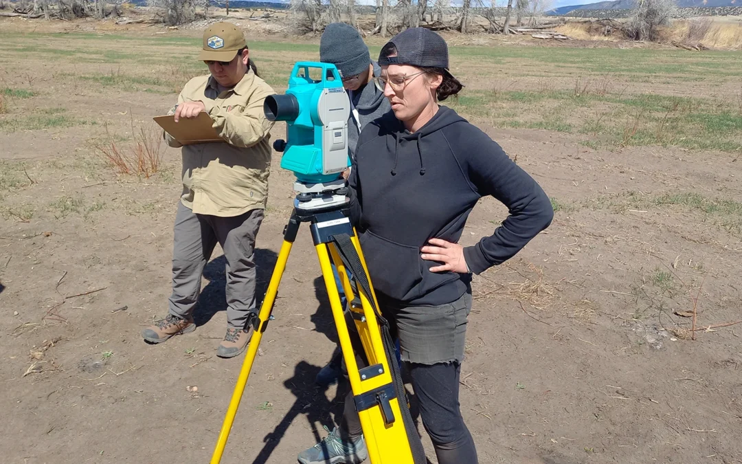 Student Kamren Moore conducting research